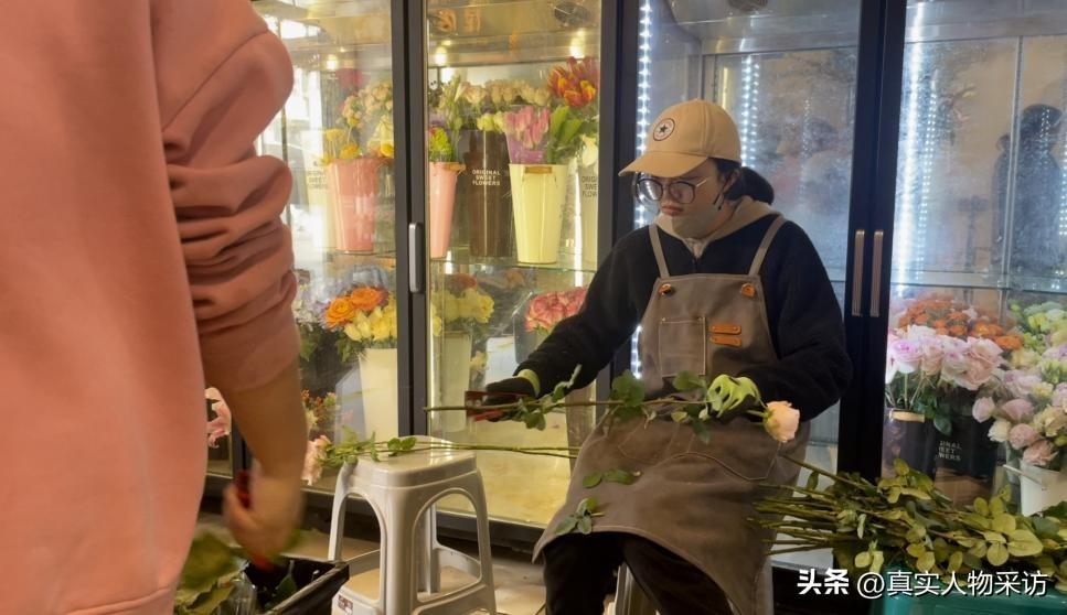 我海歸碩士，不堪職場內卷，裸辭30萬高薪當花店打工人，重獲新生-圖3