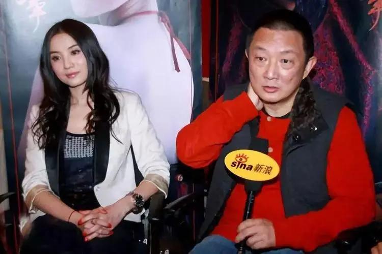 演員宋佳：因事業(yè)放棄陳龍，因婚姻放棄張黎，今與黃少峰長相廝守-圖2
