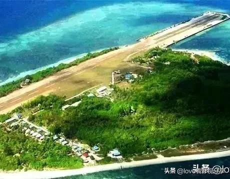 中菲南海對峙升級！中國海軍派遣導彈驅逐艦強勢亮相中業島周邊！-圖2